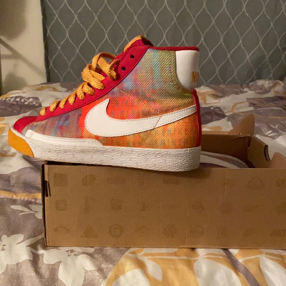 Women Blazer High Multi color like New. With Box